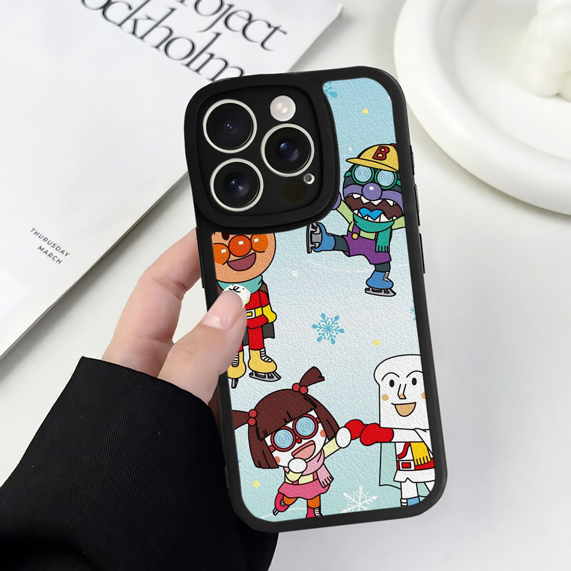 （画像用） アンパンマン Anpanman 【iPhone 16シリーズ対応】シリコンスマホケース（レザー調） 材質：シリコン